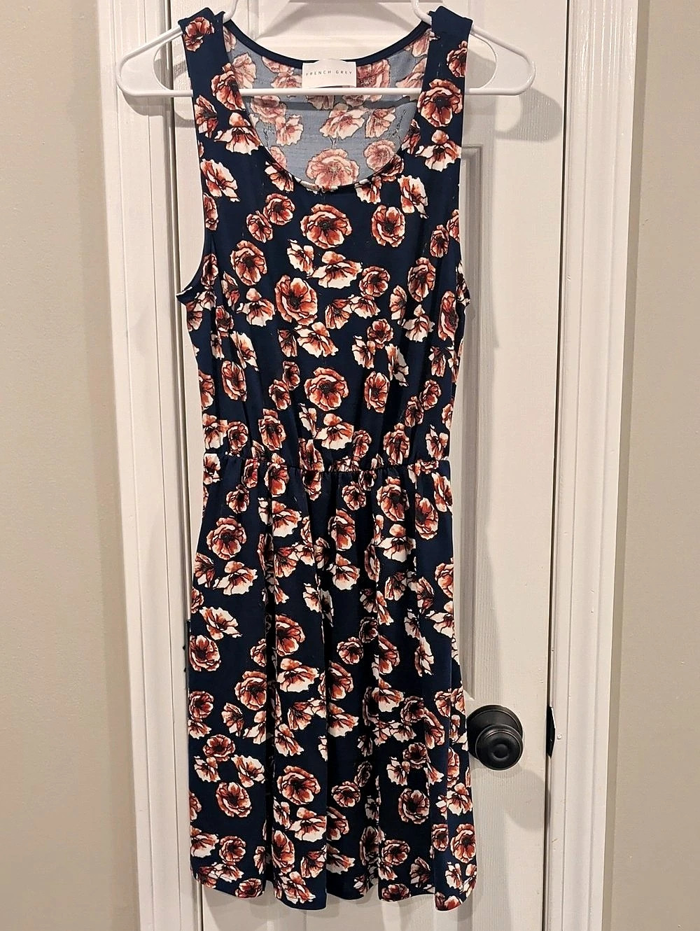 French Grey Floral Midi Dress in Blue & Pink Size Small